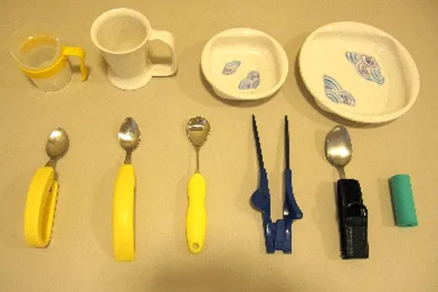 食事動作用自助具